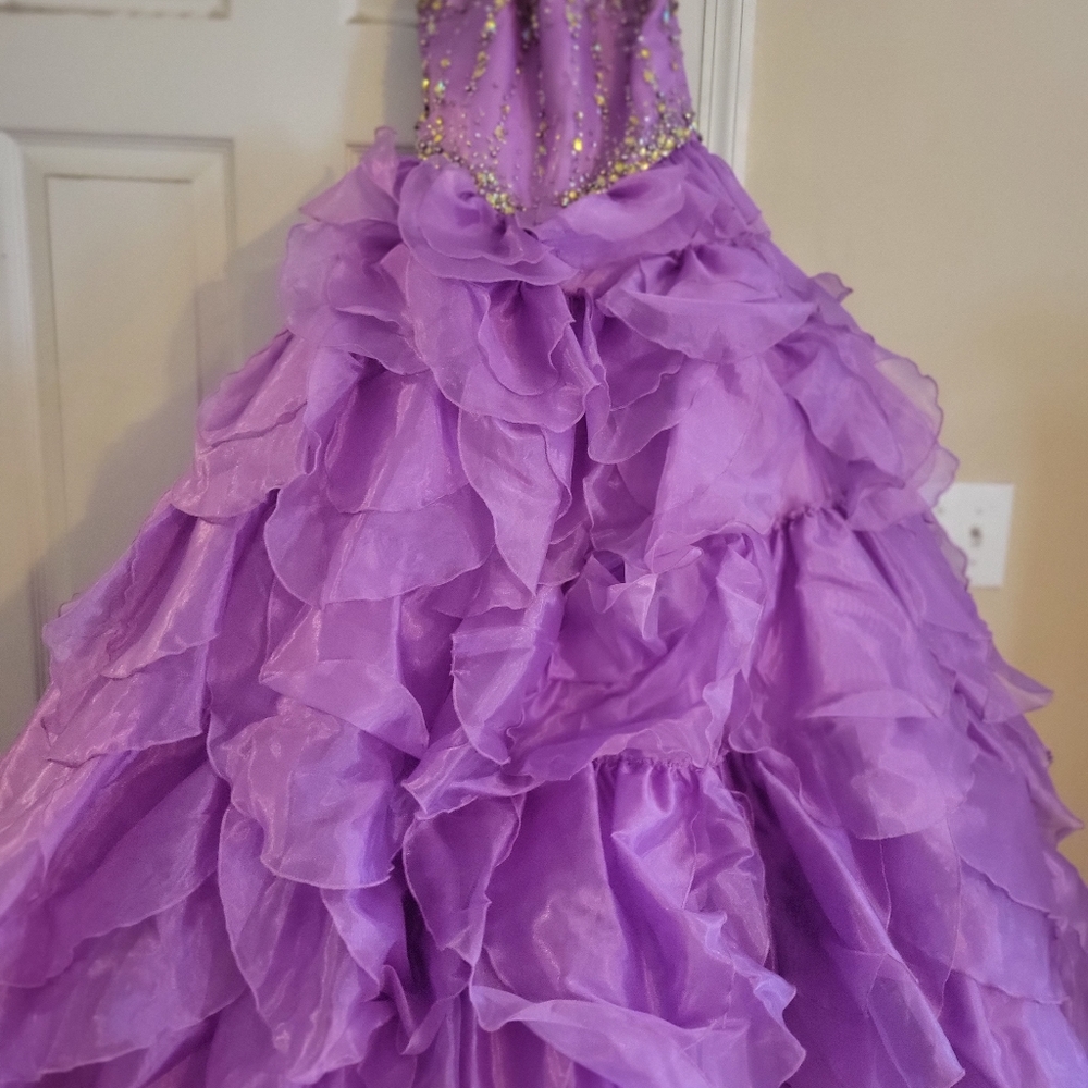 Girls dress